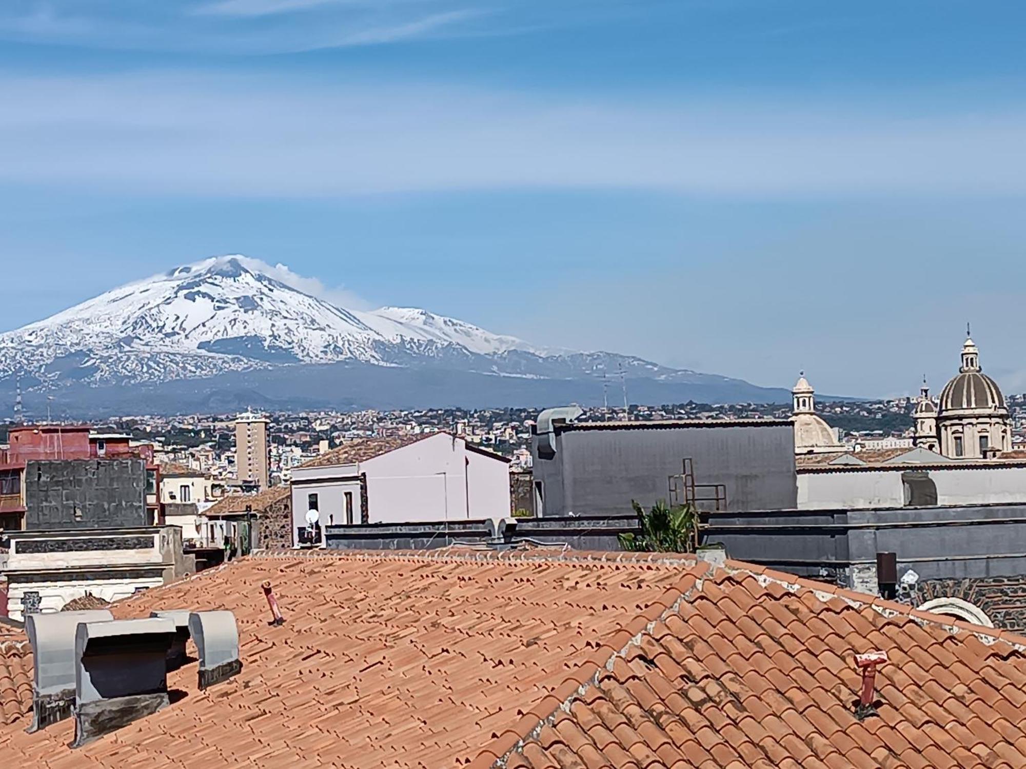 Il Lapillo Apartment Catania Luaran gambar